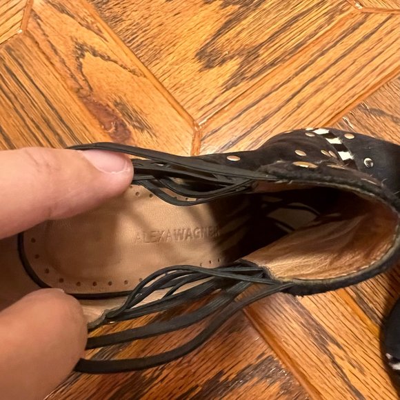 Alexa Wagner Doutzen Heels - Picture 3 of 5